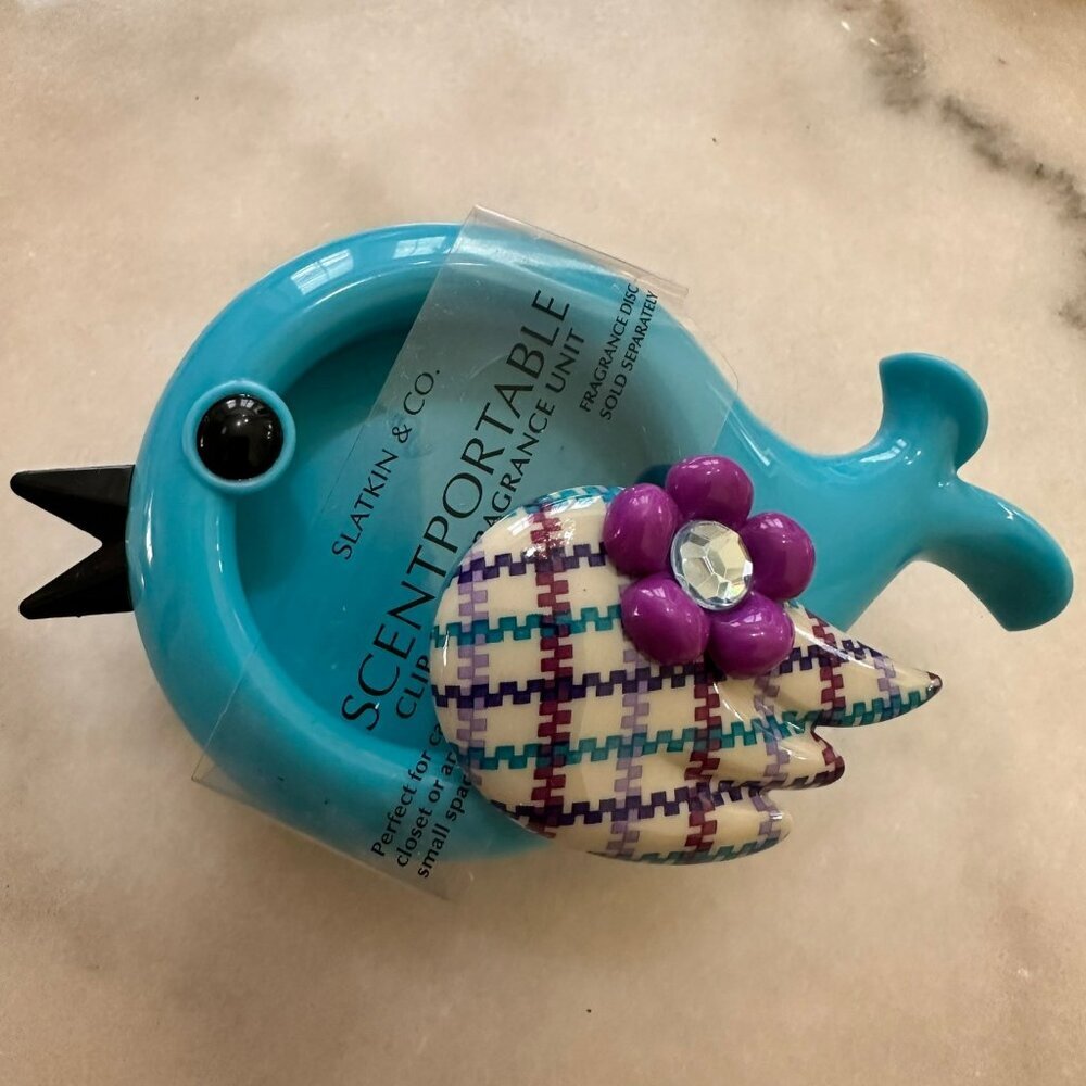 Bath & Body Works Blue Fish Gem Air Freshener Visor Clip Scentportable